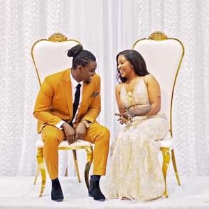 Meet your Posher, Mevi